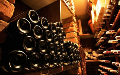 Why do wine bottles have a punt at the base？